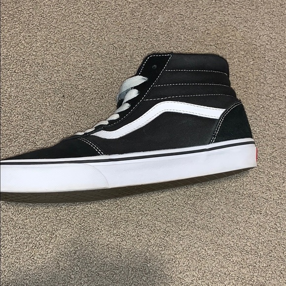 Vans - Picture 4 of 5